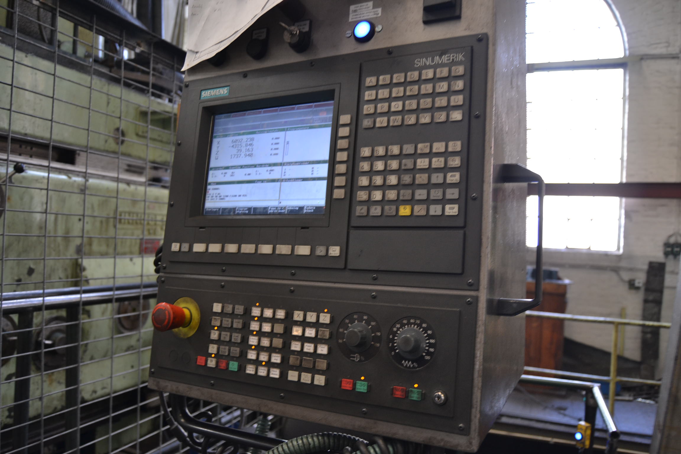 INNOCENTI CNC CWB 200 
